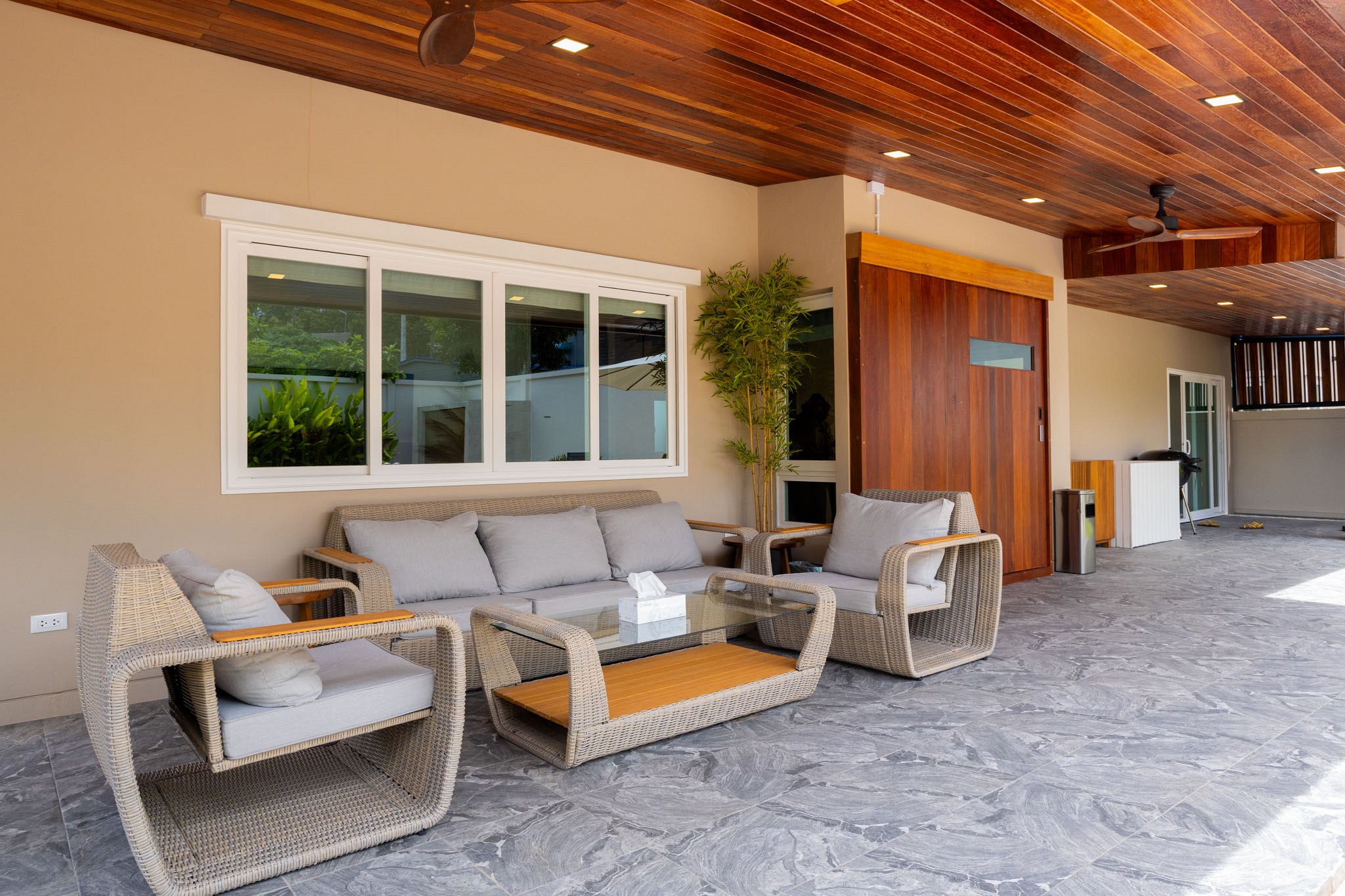Sunray Pool Villa